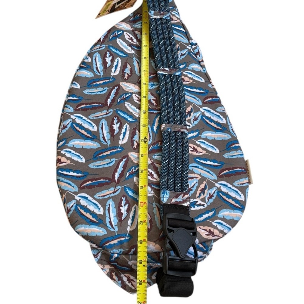 KAVU Rope Sling Crossbody Bag Fine Feathers Pattern NWT Outdoor Gorpcore - Picture 10 of 11